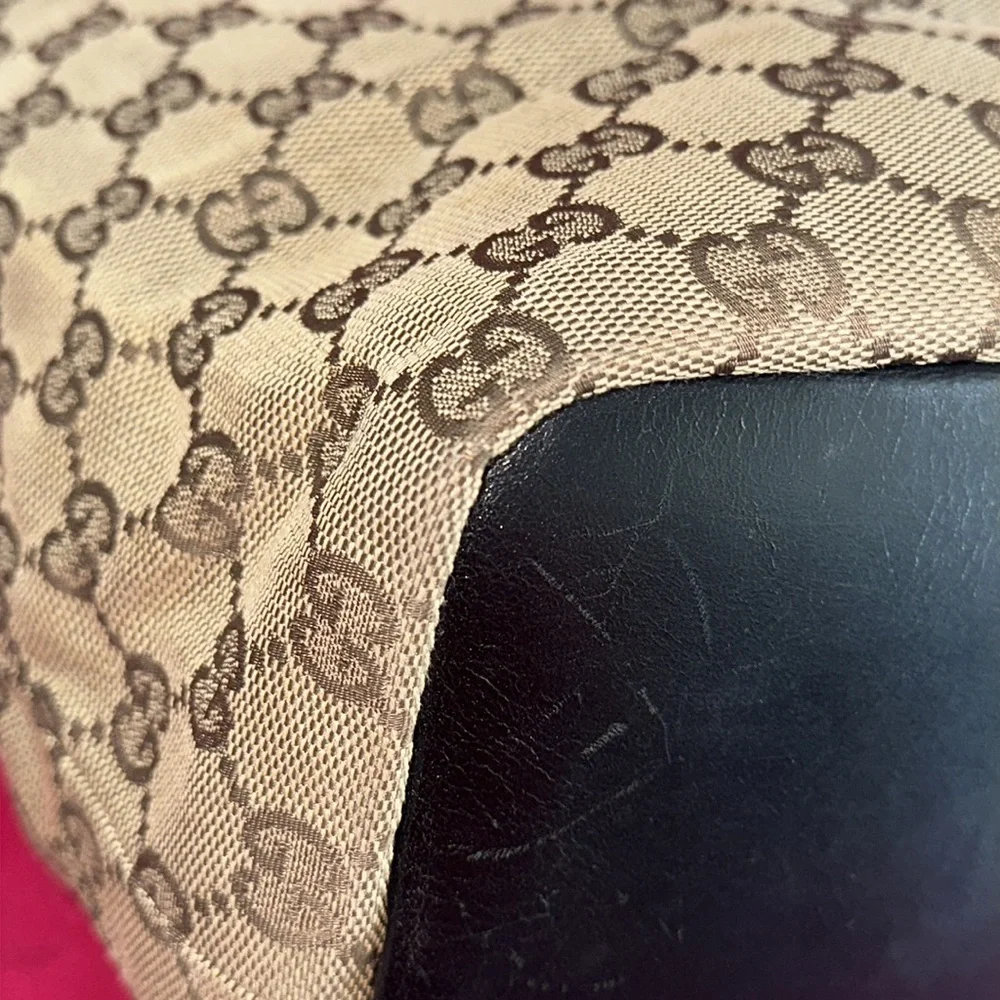 Gucci bamboo strap shoulder tote hobo purse - Picture 8 of 16